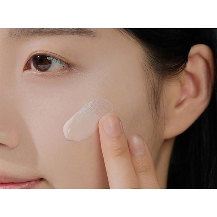 ضد آفتاب تون اپ و روشن کننده سنتلا ماد21